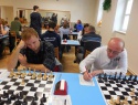Lídři hostů vpravo  IM Petr Pisk(2349) a Václav Fiala(2260) .jpg
